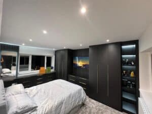 Renovating Unused Spaces: The Art of Bespoke Wardrobes
