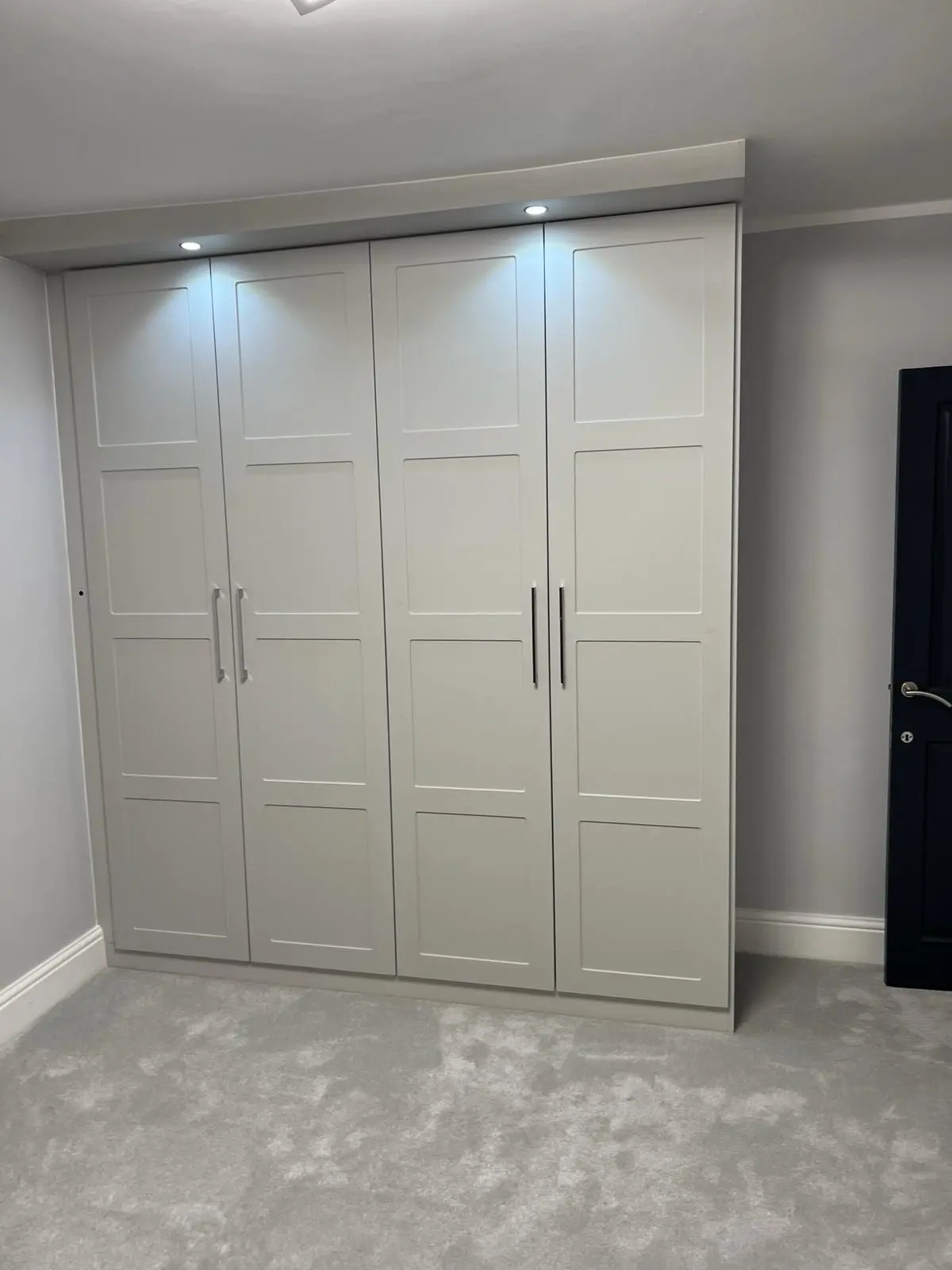Shaker Style Fitted Wardrobe - after